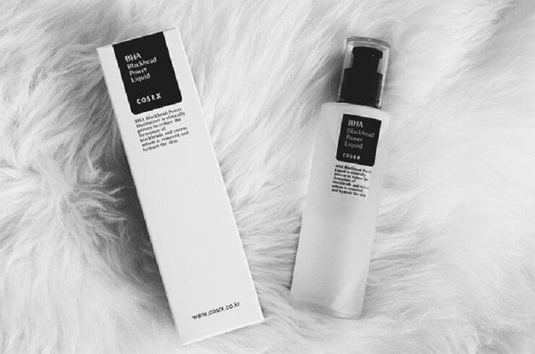 Serum Cosrx BHA Blackhead Power Liquid chứa các thành phần trị mụn hiệu quả