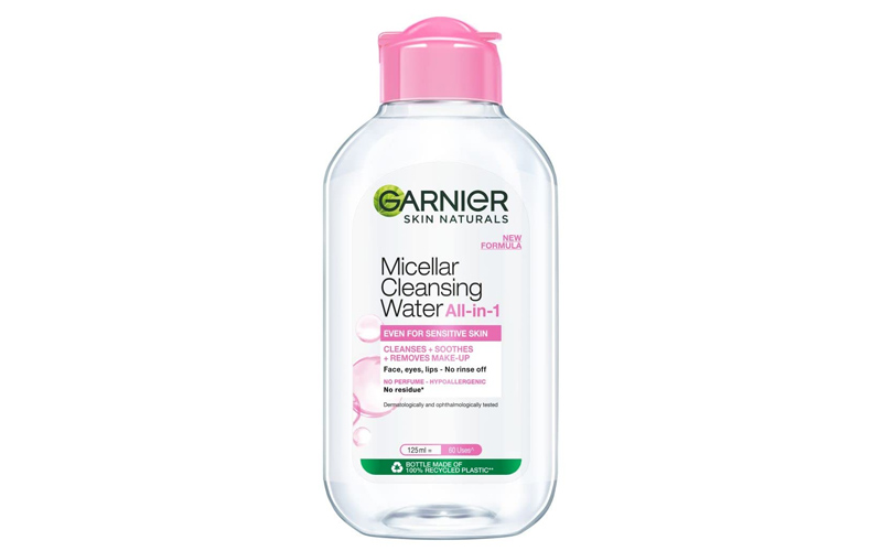 Garnier Skin Naturals Micellar Cleansing Water cho da nhạy cảm