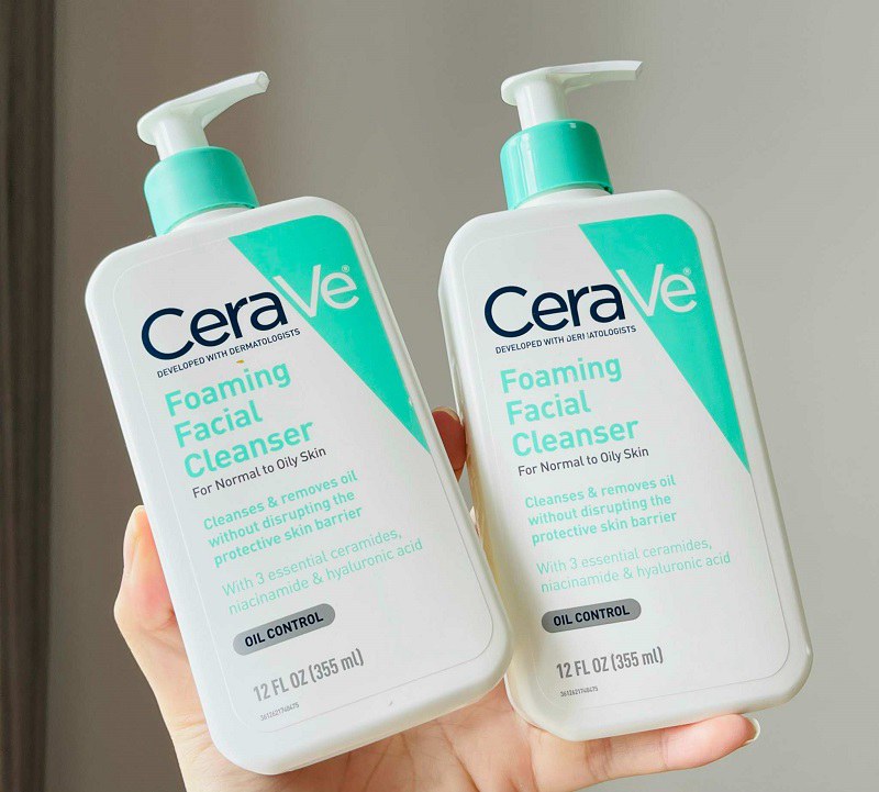 Sữa rửa mặt CeraVe Foaming Facial Cleanser For Normal To Oily Skin cho da dầu mụn